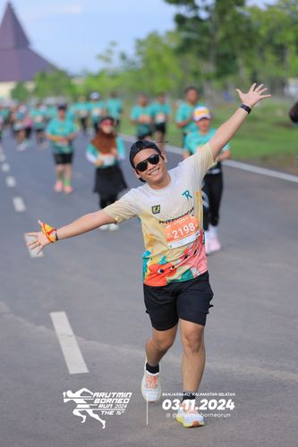 Race photo from Arutmin Borneo Run 2024