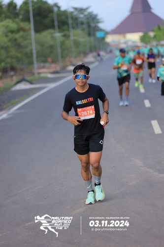 Race photo from Arutmin Borneo Run 2024