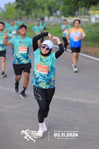 Race photo from Arutmin Borneo Run 2024