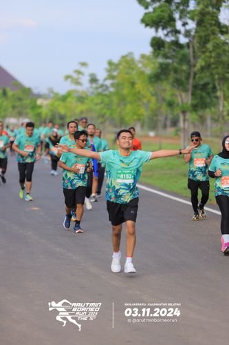 Race photo from Arutmin Borneo Run 2024