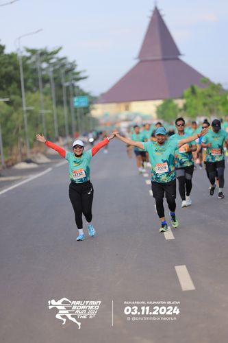 Race photo from Arutmin Borneo Run 2024