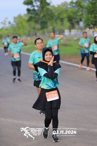 Race photo from Arutmin Borneo Run 2024