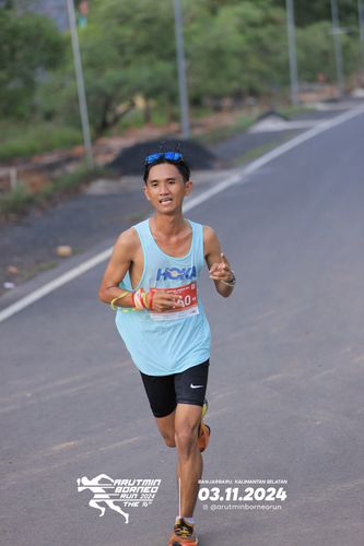 Race photo from Arutmin Borneo Run 2024