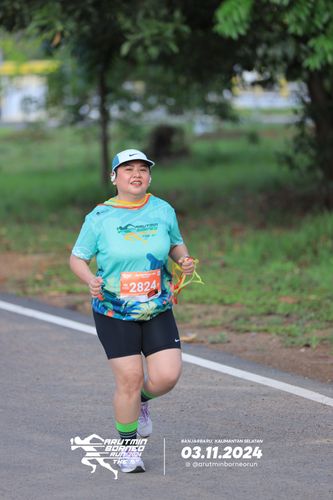 Race photo from Arutmin Borneo Run 2024
