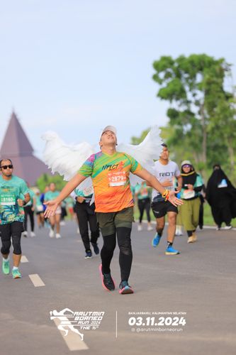 Race photo from Arutmin Borneo Run 2024