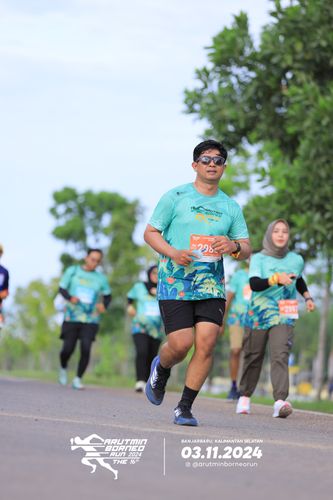 Race photo from Arutmin Borneo Run 2024