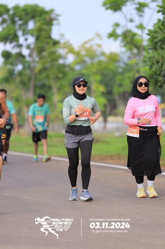 Race photo from Arutmin Borneo Run 2024