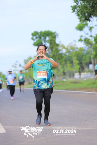 Race photo from Arutmin Borneo Run 2024