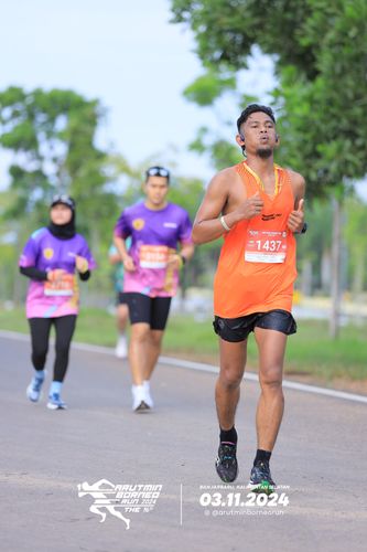 Race photo from Arutmin Borneo Run 2024