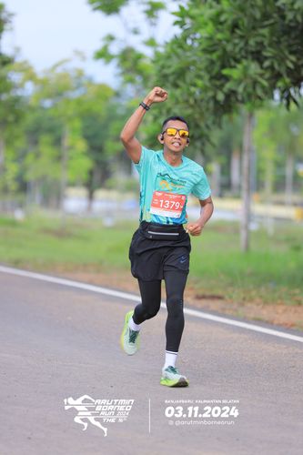 Race photo from Arutmin Borneo Run 2024