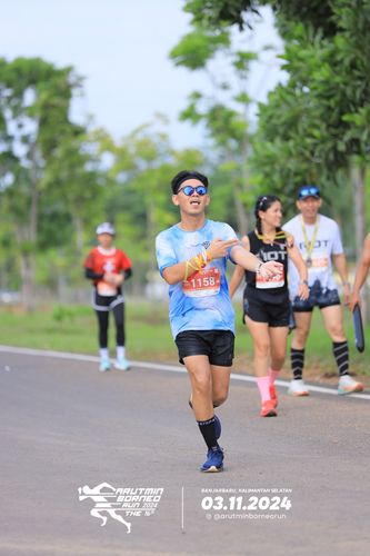 Race photo from Arutmin Borneo Run 2024