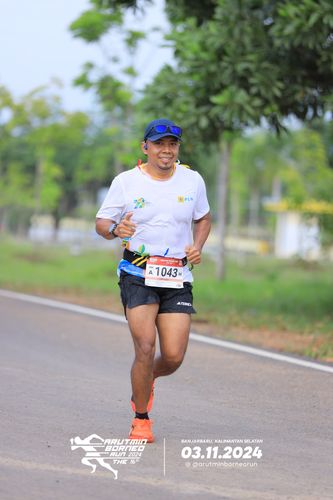 Race photo from Arutmin Borneo Run 2024