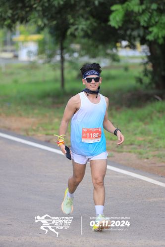 Race photo from Arutmin Borneo Run 2024