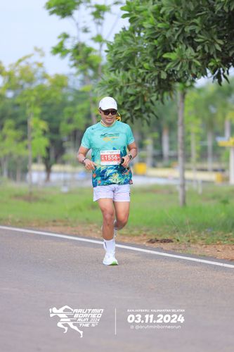 Race photo from Arutmin Borneo Run 2024