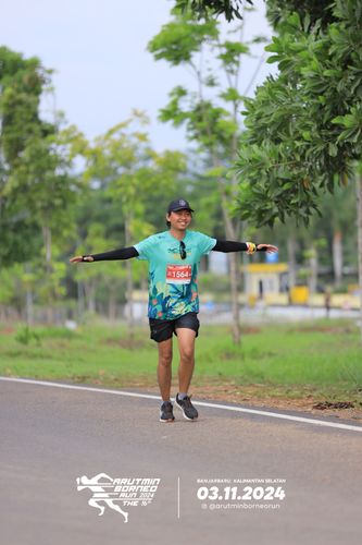 Race photo from Arutmin Borneo Run 2024