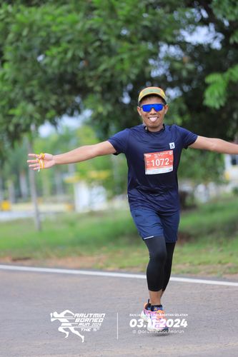 Race photo from Arutmin Borneo Run 2024