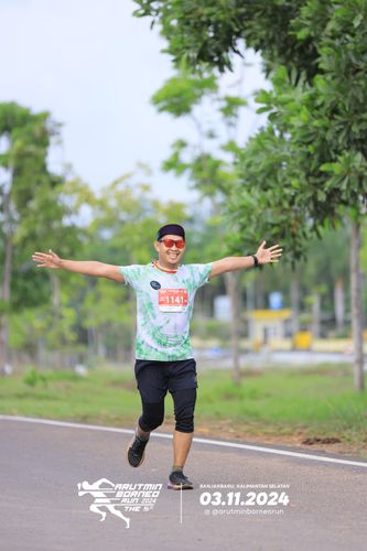 Race photo from Arutmin Borneo Run 2024