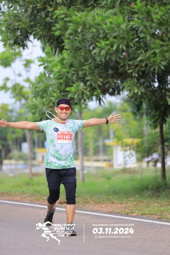 Race photo from Arutmin Borneo Run 2024
