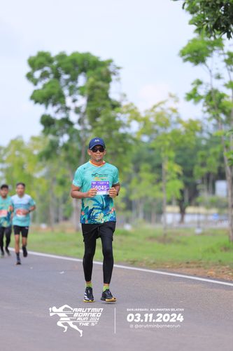 Race photo from Arutmin Borneo Run 2024