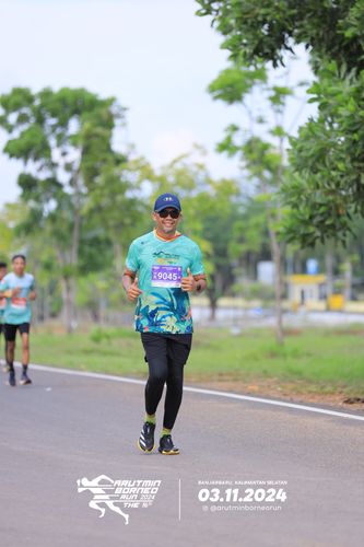 Race photo from Arutmin Borneo Run 2024