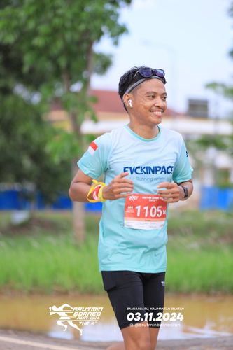 Race photo from Arutmin Borneo Run 2024