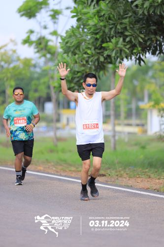 Race photo from Arutmin Borneo Run 2024