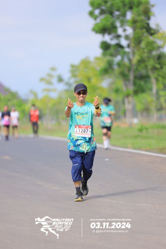 Race photo from Arutmin Borneo Run 2024