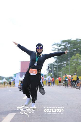 Race photo from Arutmin Borneo Run 2024