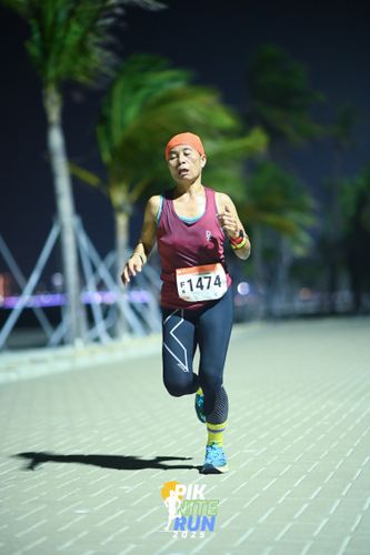 Race photo from PIK NITE RUN 2025