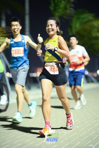 Race photo from PIK NITE RUN 2025