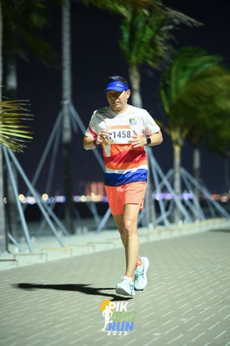 Race photo from PIK NITE RUN 2025