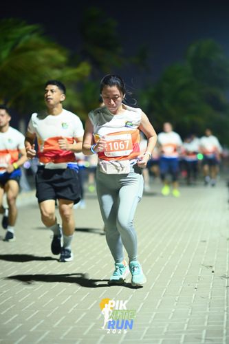 Race photo from PIK NITE RUN 2025