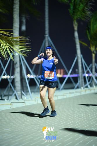 Race photo from PIK NITE RUN 2025