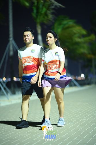 Race photo from PIK NITE RUN 2025
