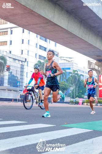 Race photo from Smartfren Run 2025 