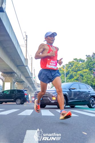 Race photo from Smartfren Run 2025 