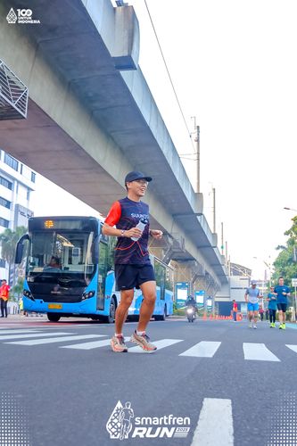 Race photo from Smartfren Run 2025 