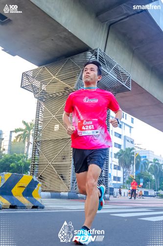 Race photo from Smartfren Run 2025 