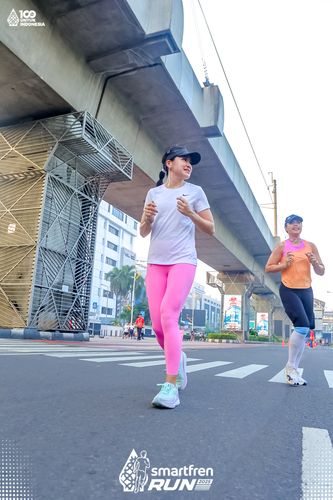 Race photo from Smartfren Run 2025 