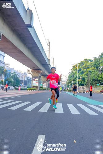 Race photo from Smartfren Run 2025 