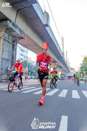 Race photo from Smartfren Run 2025 