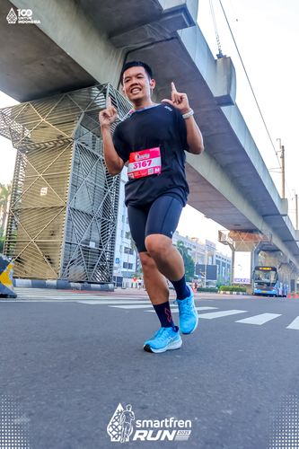Race photo from Smartfren Run 2025 