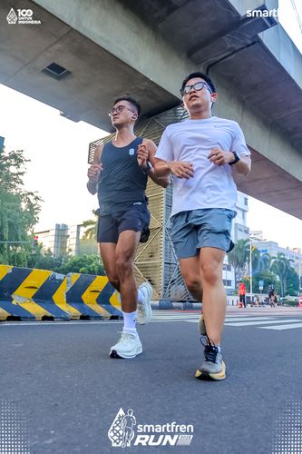 Race photo from Smartfren Run 2025 