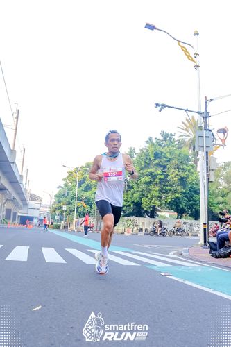 Race photo from Smartfren Run 2025 
