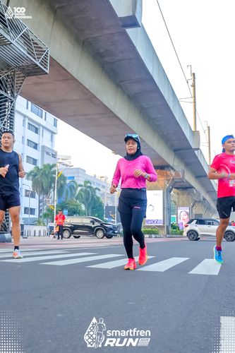 Race photo from Smartfren Run 2025 