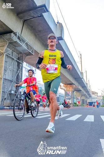 Race photo from Smartfren Run 2025 