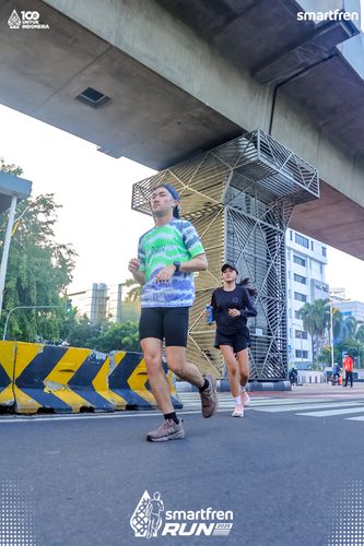 Race photo from Smartfren Run 2025 