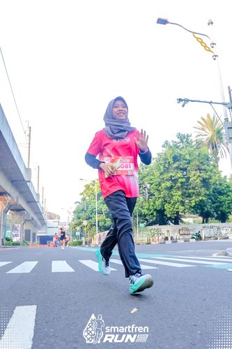 Race photo from Smartfren Run 2025 