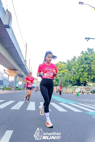 Race photo from Smartfren Run 2025 