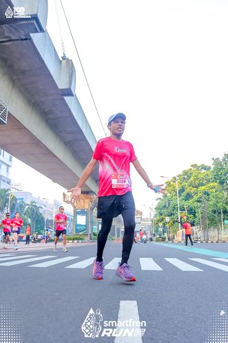 Race photo from Smartfren Run 2025 